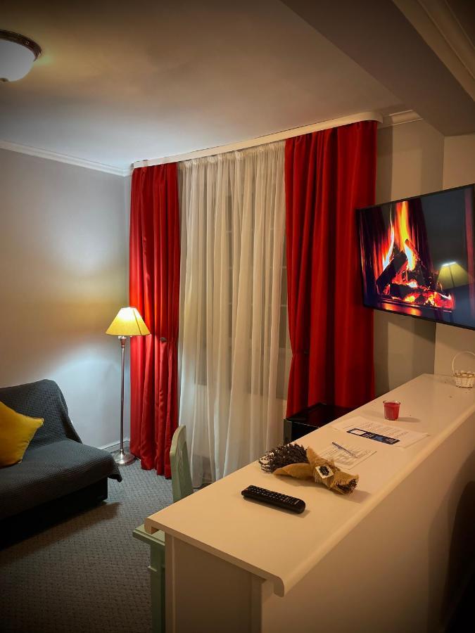 Vila De Argint Aleea Pelesului Nr 2 Синая Екстериор снимка
